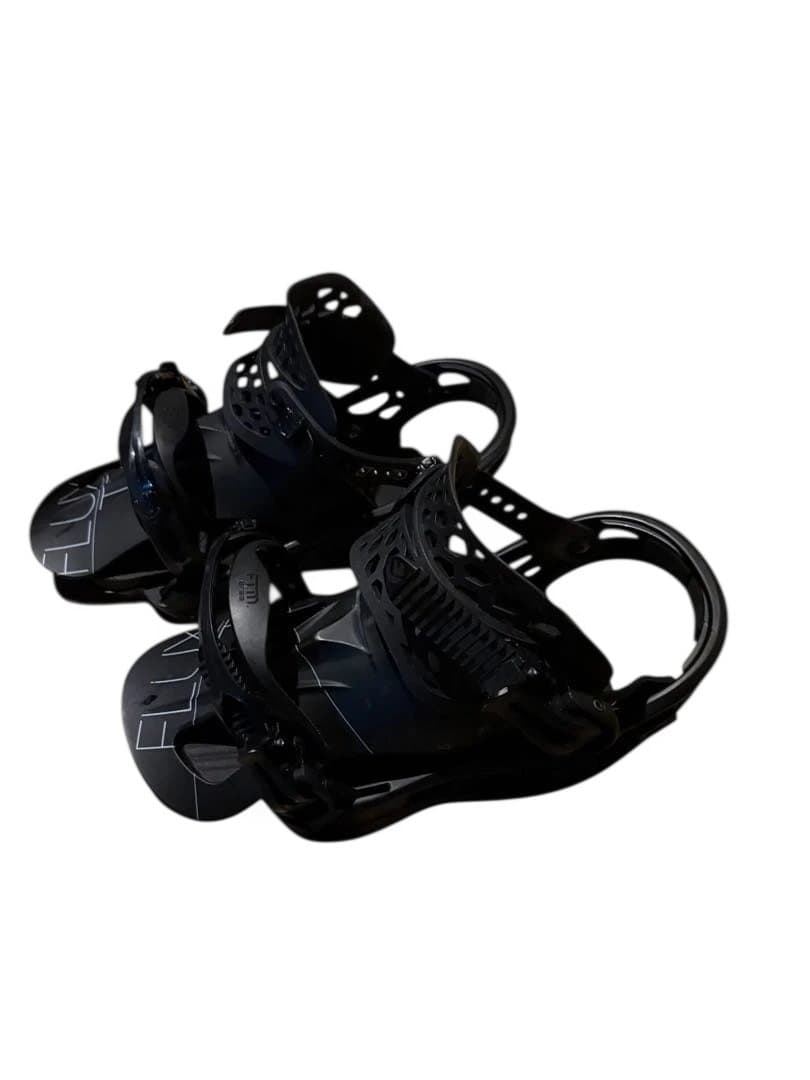 FLUX TTスノーボードビンディング ブラック