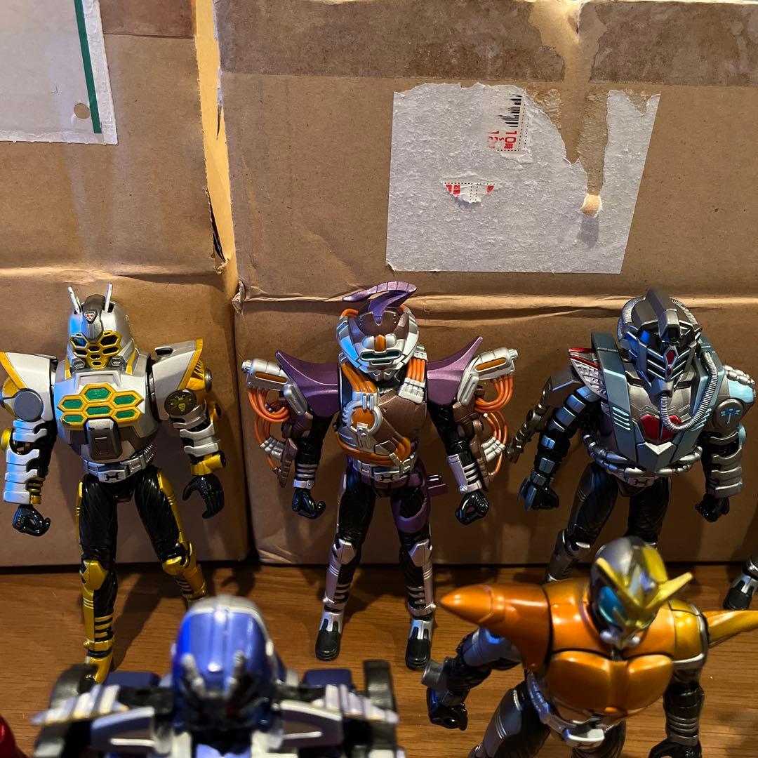 d*9様 絶版　仮面ライダーカブトフィギュアセット 武器付き　バイク付き　説明書