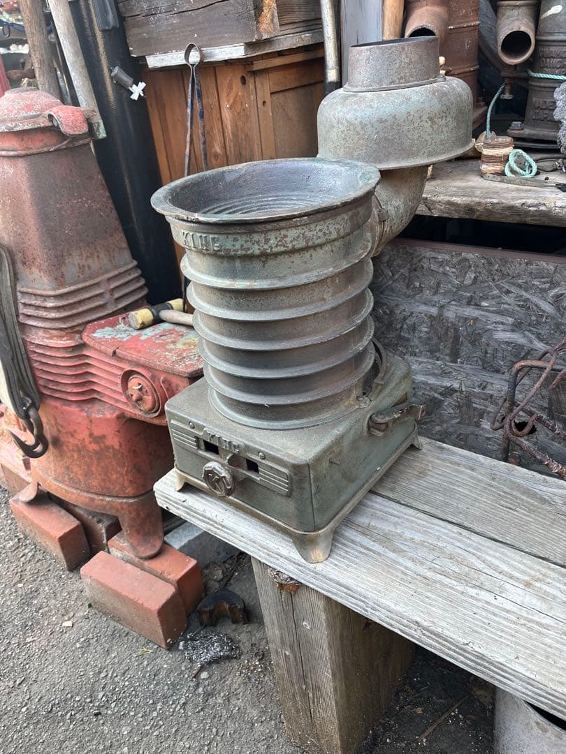 レトロ石炭ストーブ、薪ストーブ、昭和薪ストーブ、鋳物ストーブ、ダルマストーブ