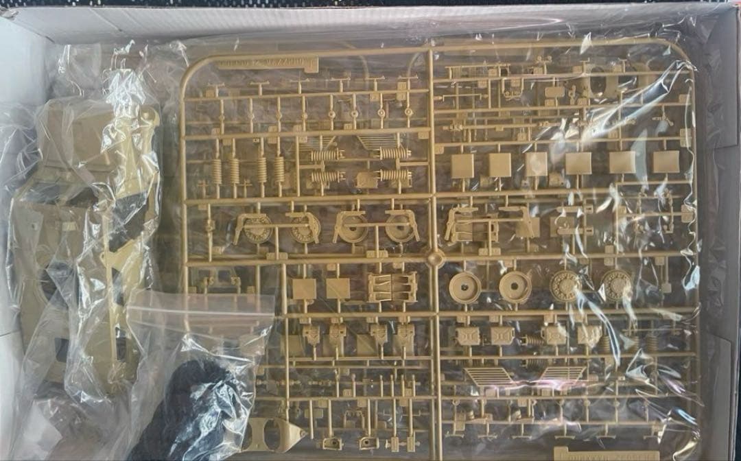 パンダホビー1/35MAX PRO地雷防護車