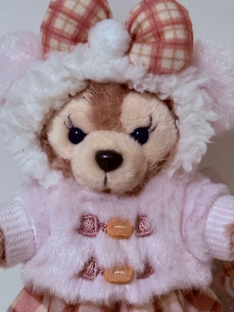 ディズニーシー ウィンターホリデー シェリーメイ ぬいぐるみバッジ