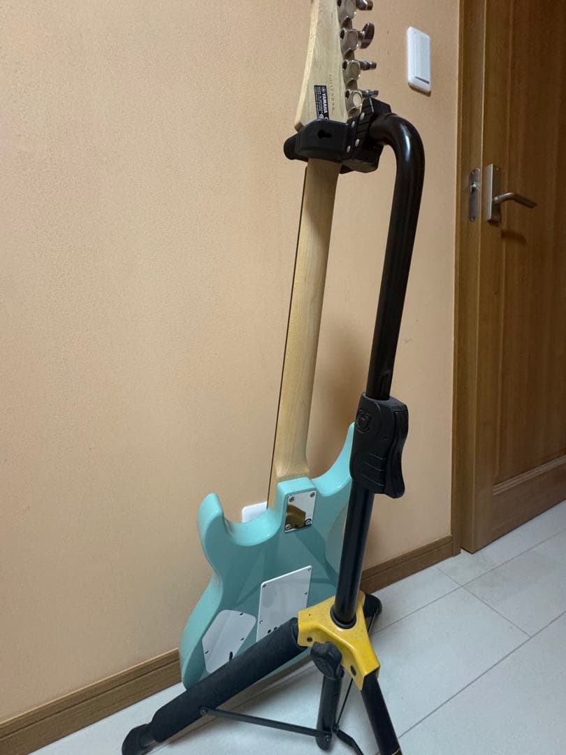 YAMAHA ヤマハ　エレキギター　PACIFICA 112V SOB