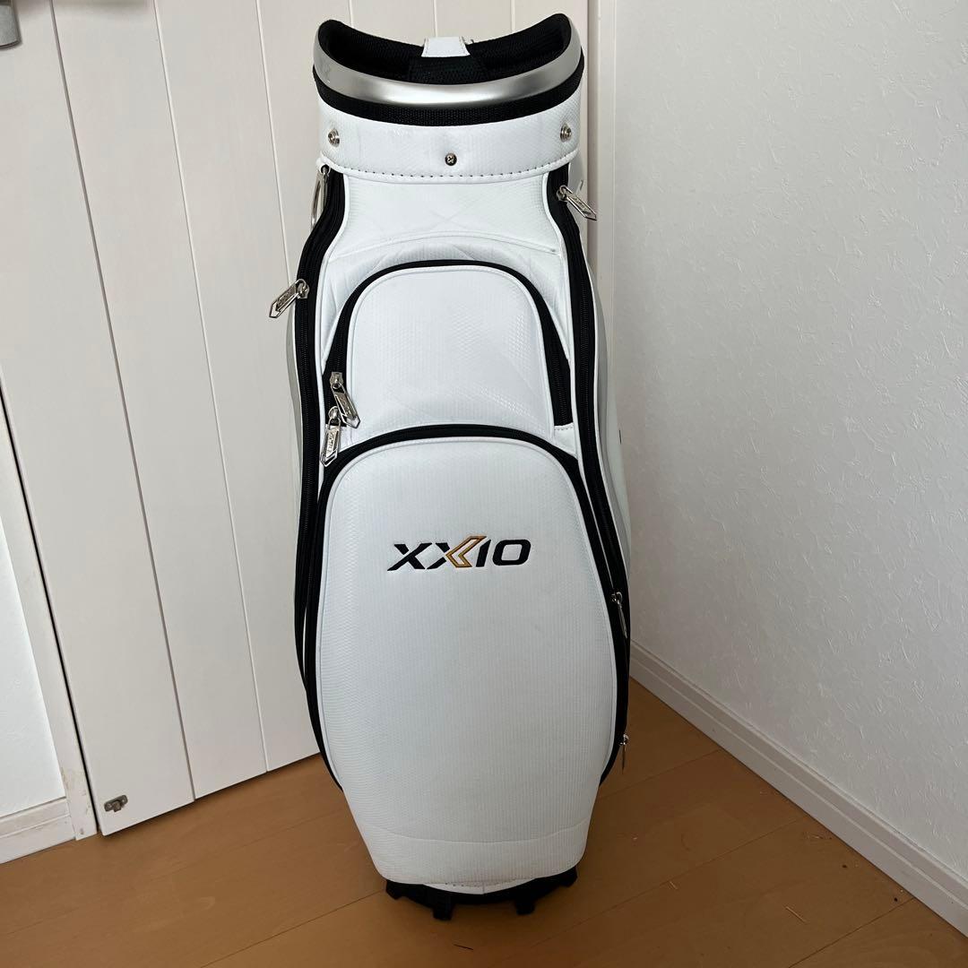 XXIO キャディバッグ ホワイト シルバー