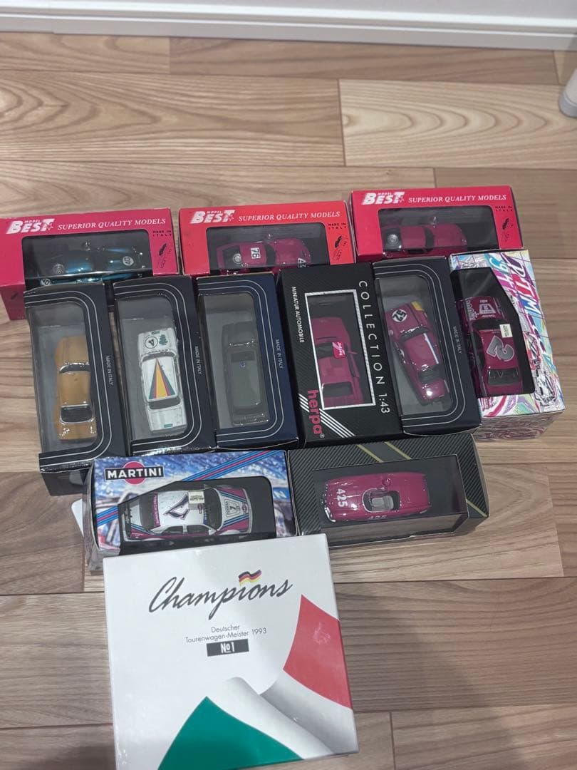 希少 1/43 Larini限定含む MINICHAMPSまとめ売り