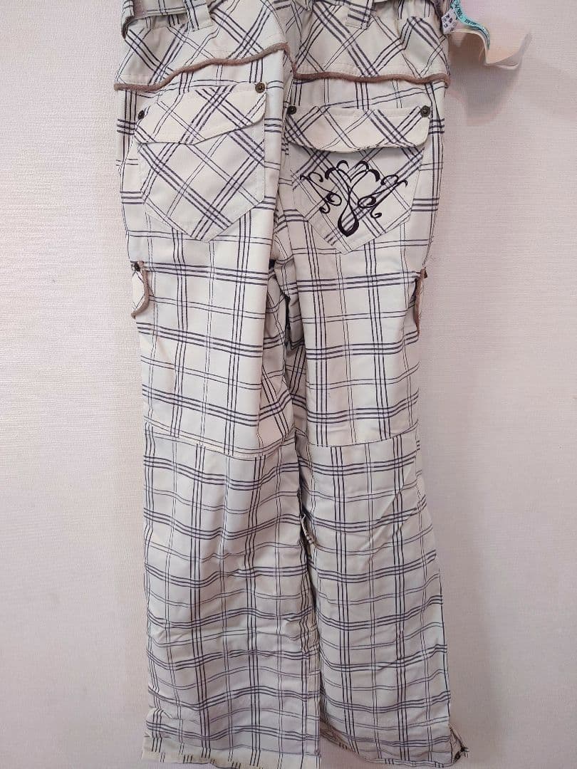 ESTIVO フード付きジャケット ベージュ パンツセット