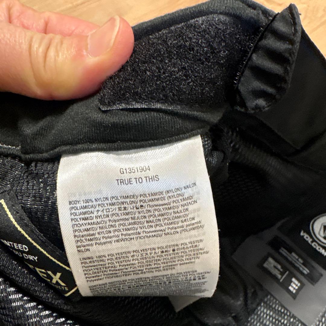 GORE-TEX素材のVOLCOM製スノーボードパンツ size S