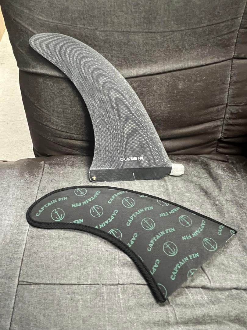 キャプテンフィン　タイラー　オーレンRAKED 8.0シングルフィン