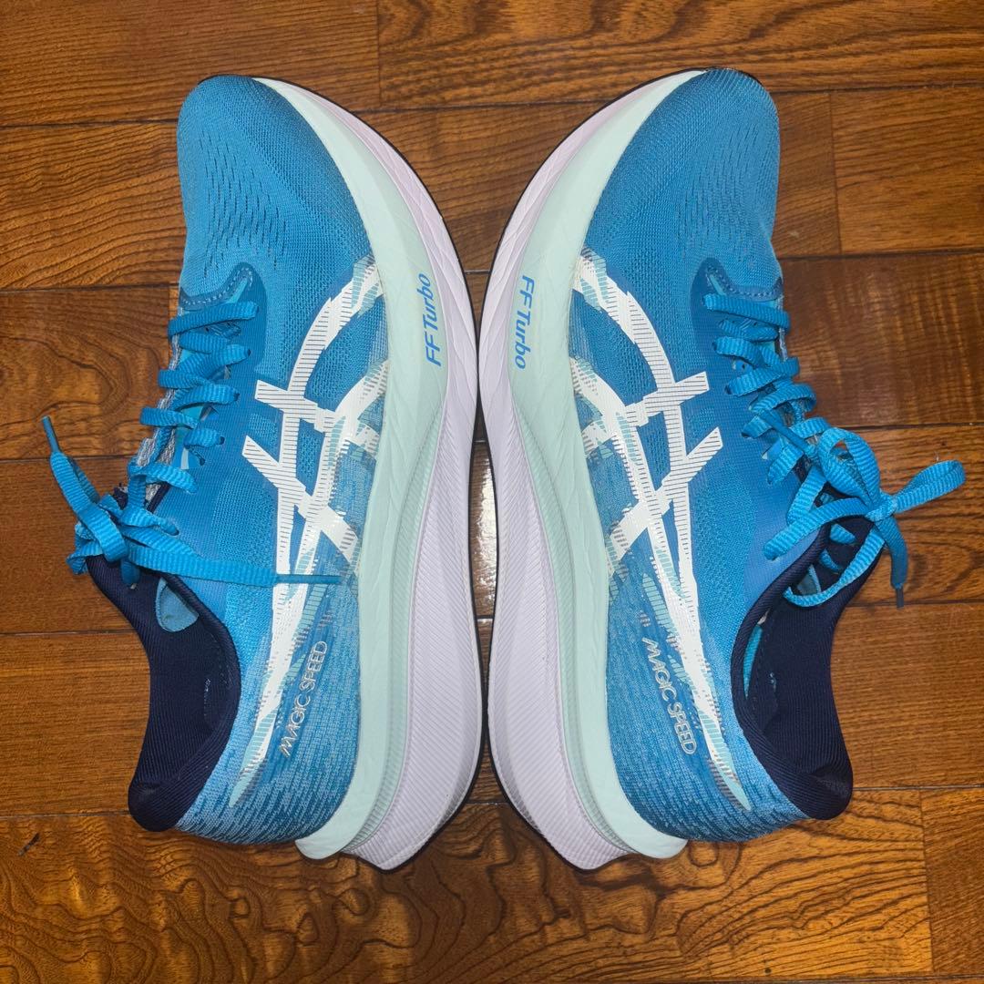 アシックス　マジックスピード4 27.0cm