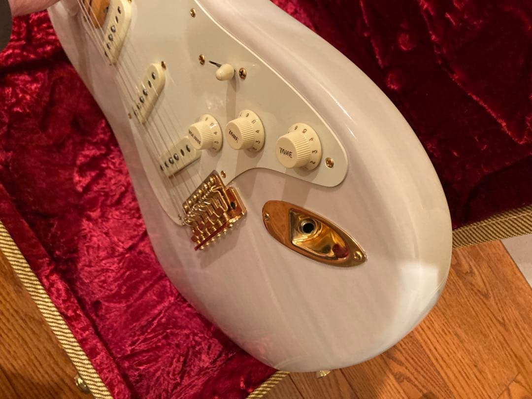 Fenderリミテッドエディションアメリカンオリジナル'50sストラトキャスター