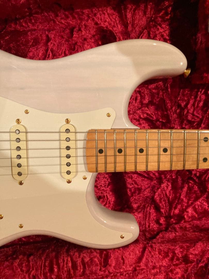 Fenderリミテッドエディションアメリカンオリジナル'50sストラトキャスター