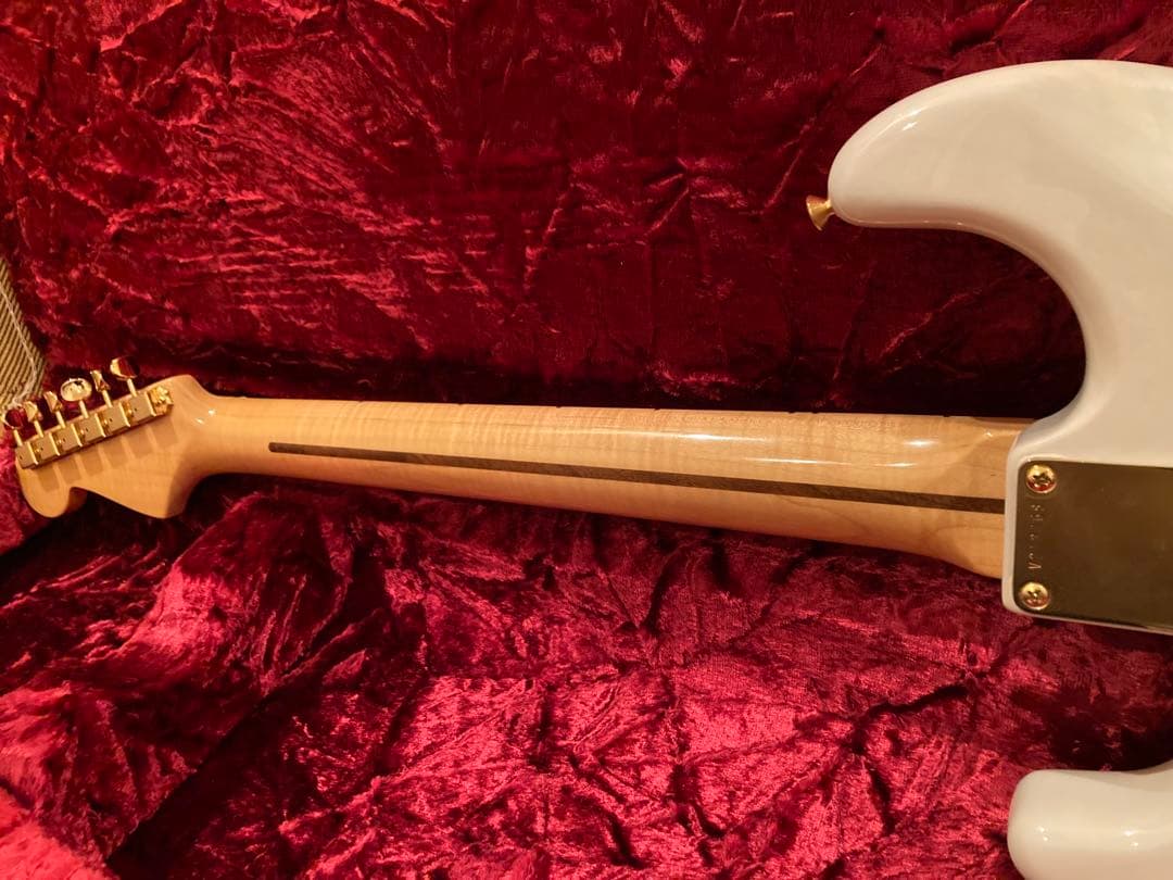 Fenderリミテッドエディションアメリカンオリジナル'50sストラトキャスター