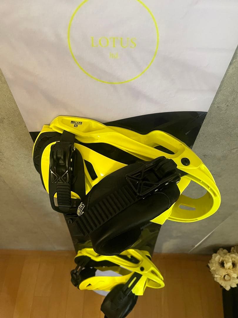 SALOMON LOTUS LTD 142スノーボードセット