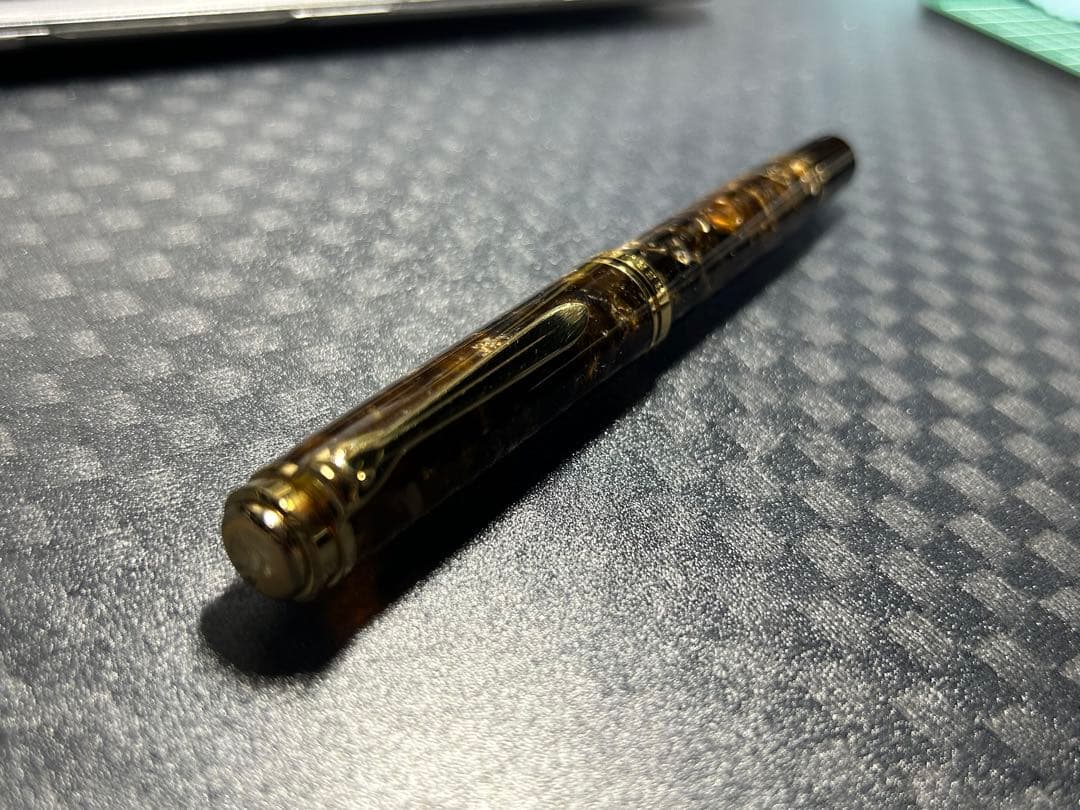 Pelikan M800 ルネッサンスブラウン（F）