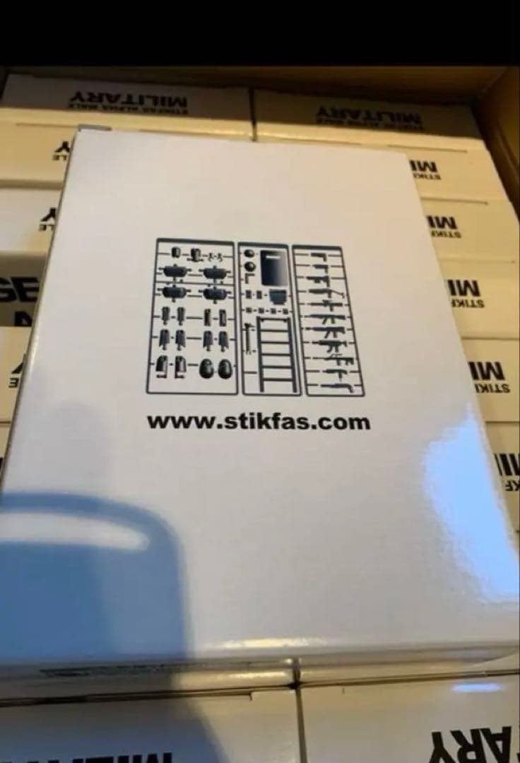 新品　スティックファス　STIKFAS MILITARY 16個