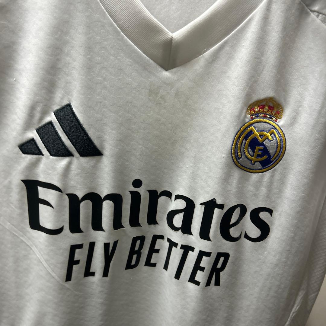 Real Madrid Bellingham 5 シャツ