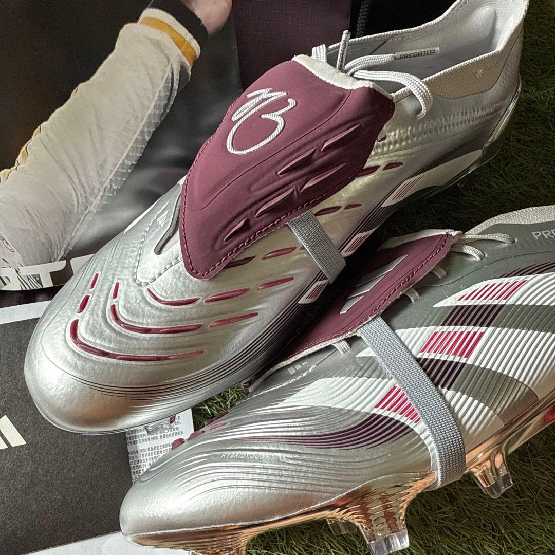 【新品・おまけ付き】プレデター ELITE FT FG JB 26.5 cm