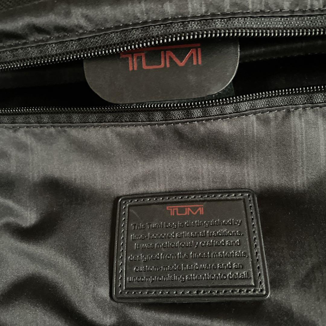 【極美品】TUMI ガーメントケース トライフォールド 22133DH ブラック