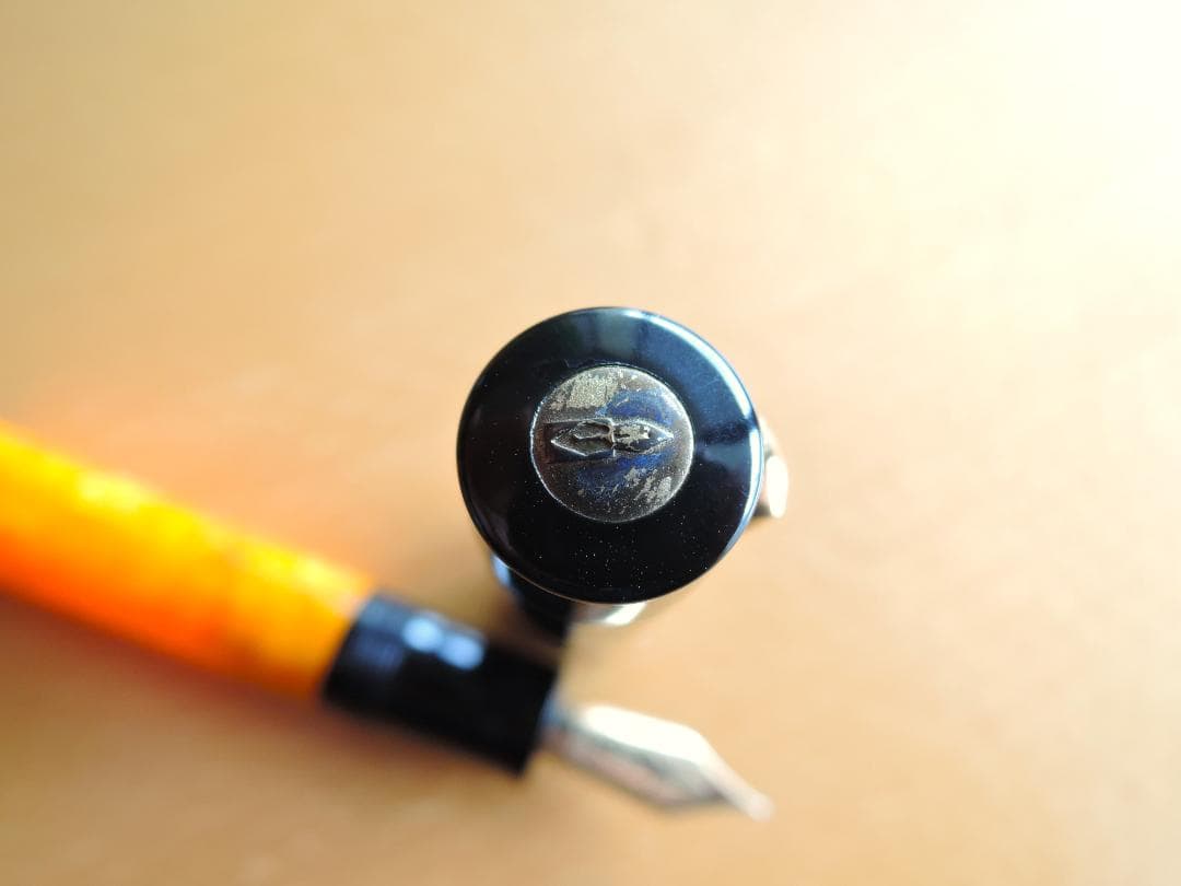 【バロン】デルタ ドルチェビータ ミディアム万年筆 バーメイル18K F