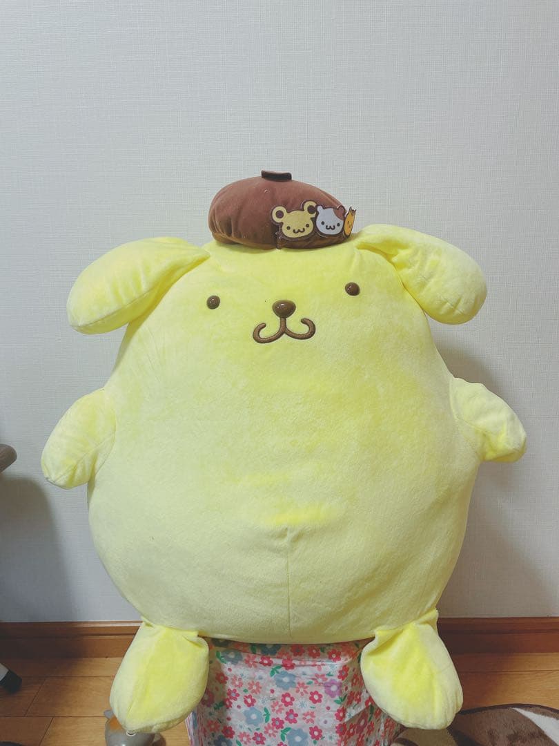 ポムポムプリンのぬいぐるみ