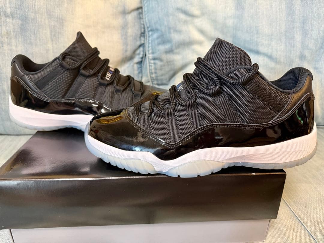 シューズ(男性用) Nike Air Jordan 11 Retro Low \"Space Jam\"