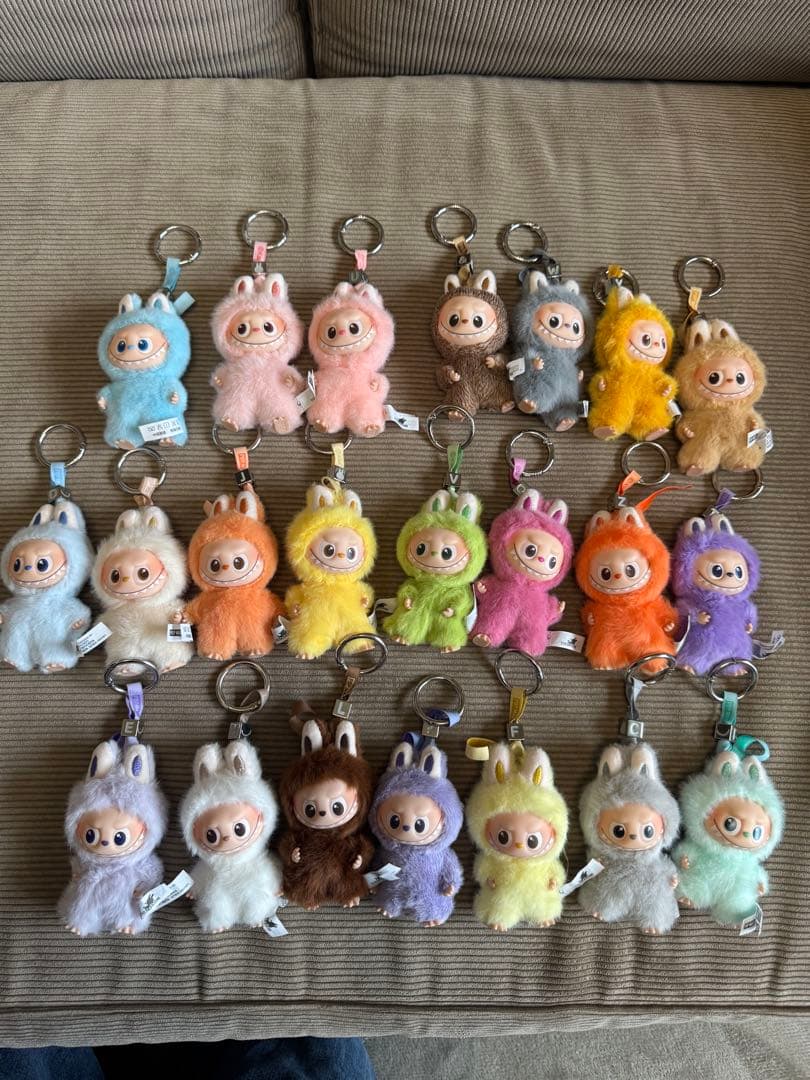 【まとめ買い割あり】ラブブ イニシャル 【A】⭐︎即日発送⭐︎ ぬいぐるみペンダント