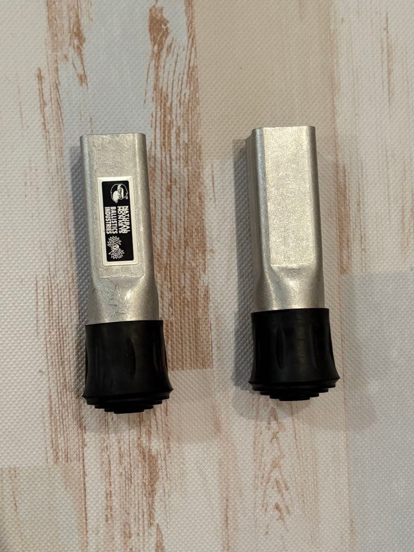 NOVITA 120（ノビタ） ナチュラルマウンテンモンキーズ　Silver