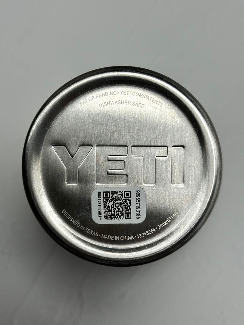 YETI USAロゴ入り ネイビー タンブラー 20OZ オハイオ