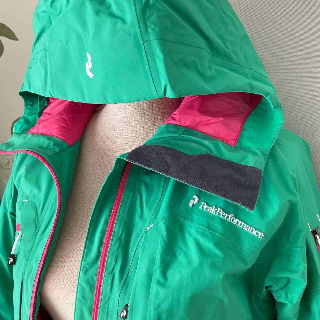 PeakPerformance スキーウェア 女性用 緑 ピンク