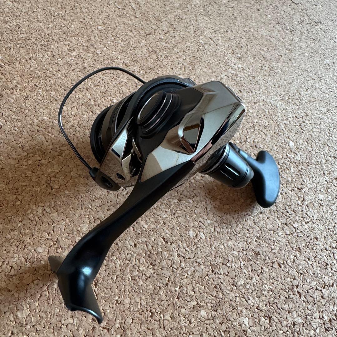 【極美品】25エクスセンス C3000MHG