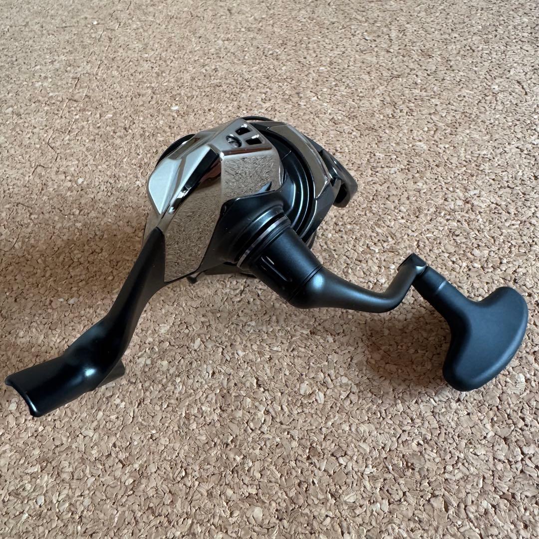 【極美品】25エクスセンス C3000MHG