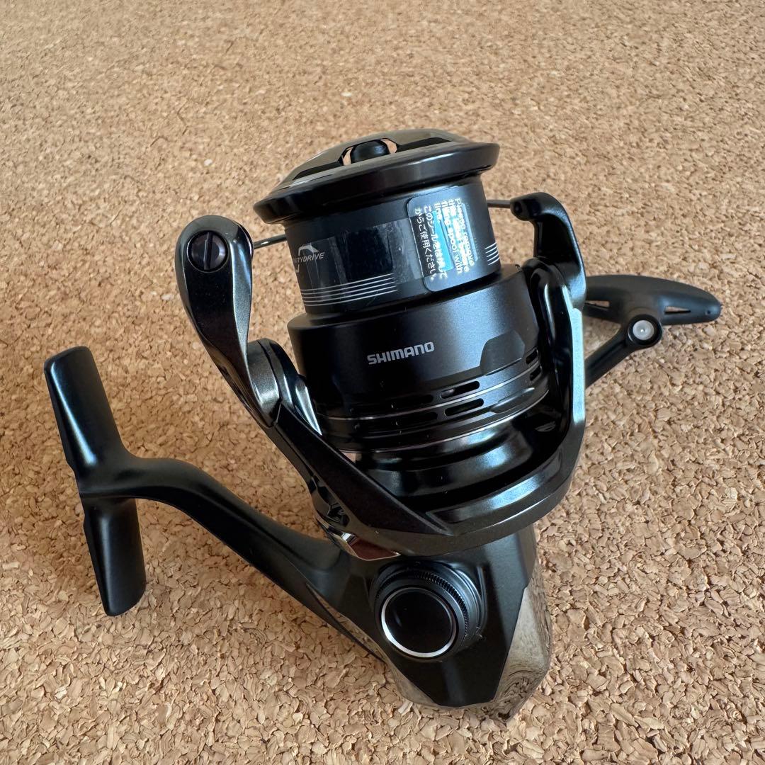 【極美品】25エクスセンス C3000MHG