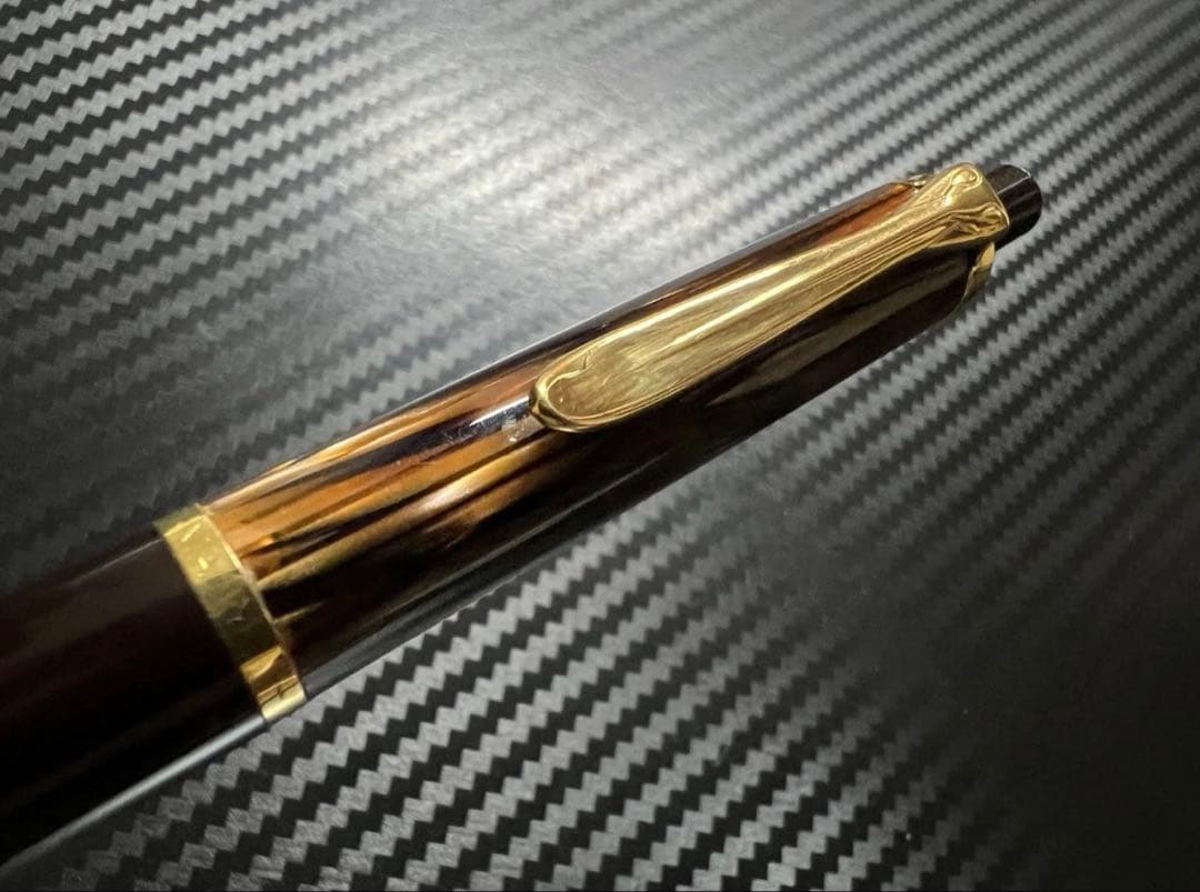 未使用に近い ペリカン K400 ボールペン トートイス 茶縞