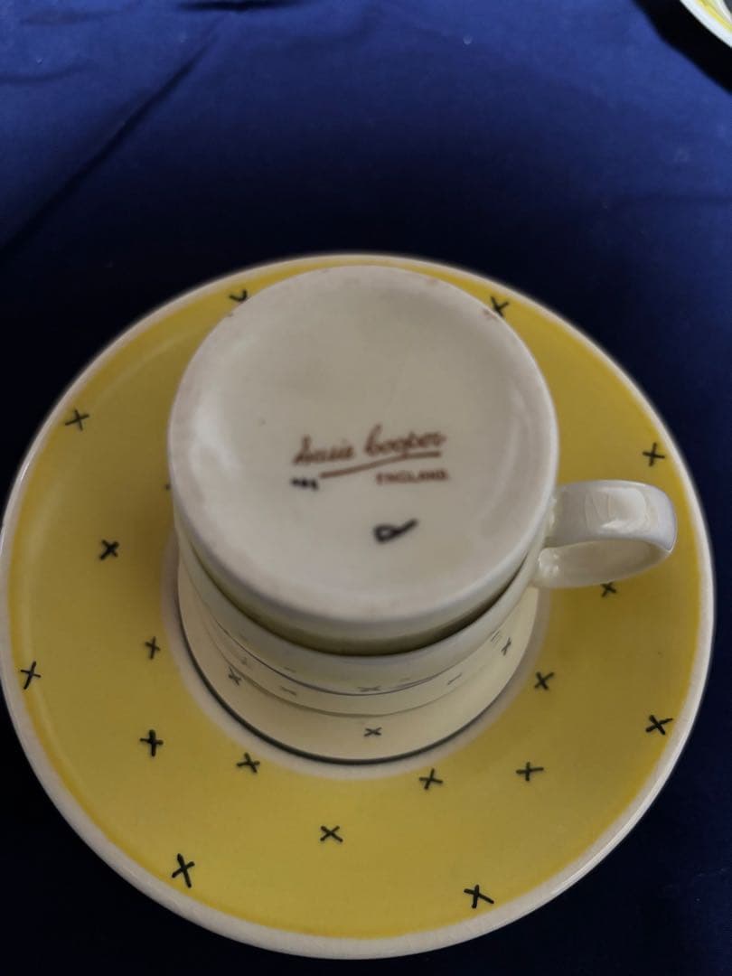 スージークーパー　ティーポット&デミタスカップ