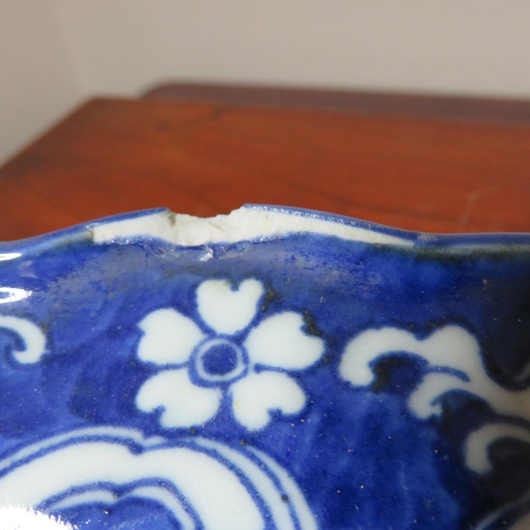 古伊万里 大皿 欠け 変形皿 山水 菊 牡丹 波文 染付