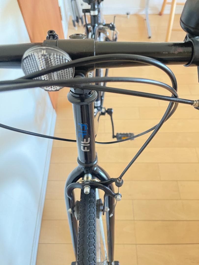 クロスバイクFITFIT 27インチ シマノ外装６段変速 black　引取専用