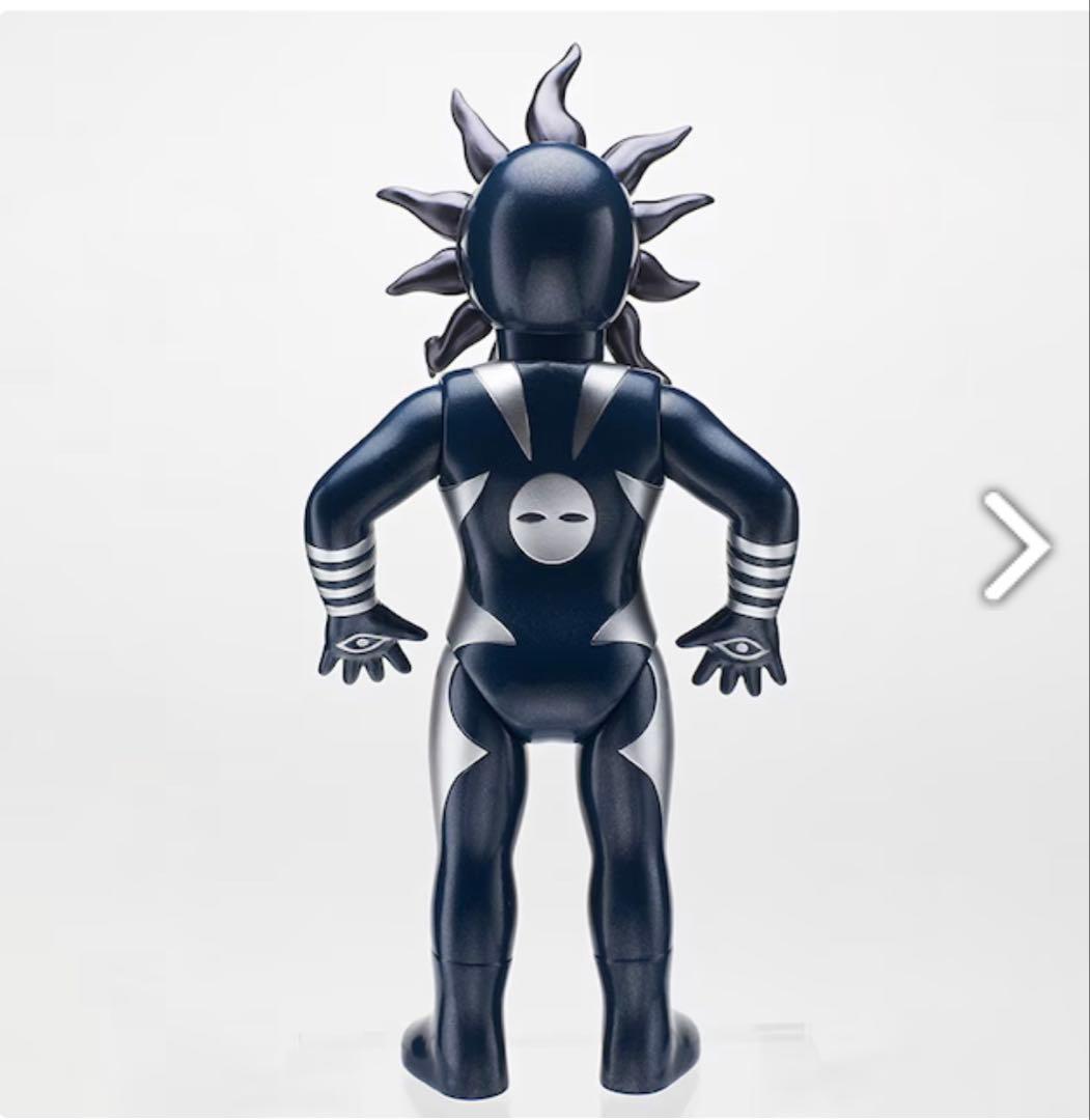 【新品未開封】超復刻版 タローマンソフビ 人形 ブラックタローマン 奇獣大行進