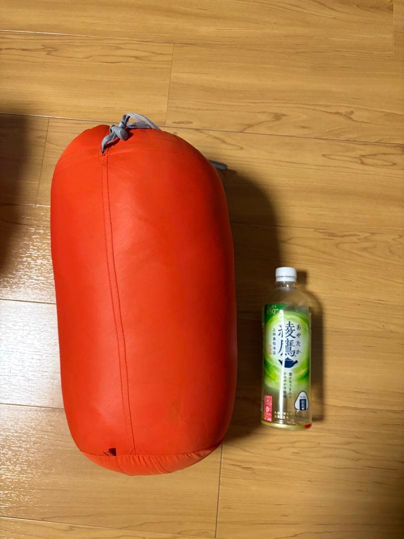 mont-bell Alpine Down Hugger 650 寝袋