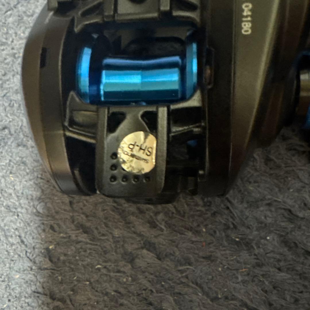 SLX DC ベイトリール 黒/青