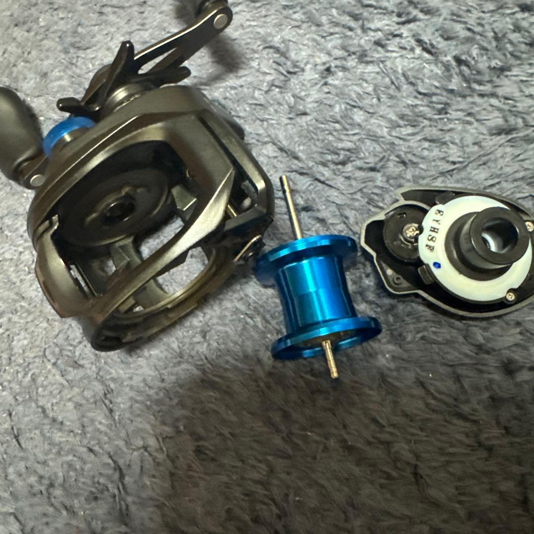 SLX DC ベイトリール 黒/青