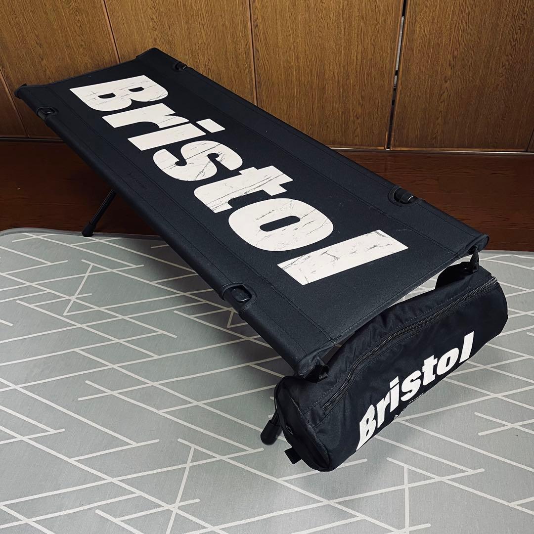 FCRB✖️HELINOX EMBLEM FOLDING BENCH／ブラック