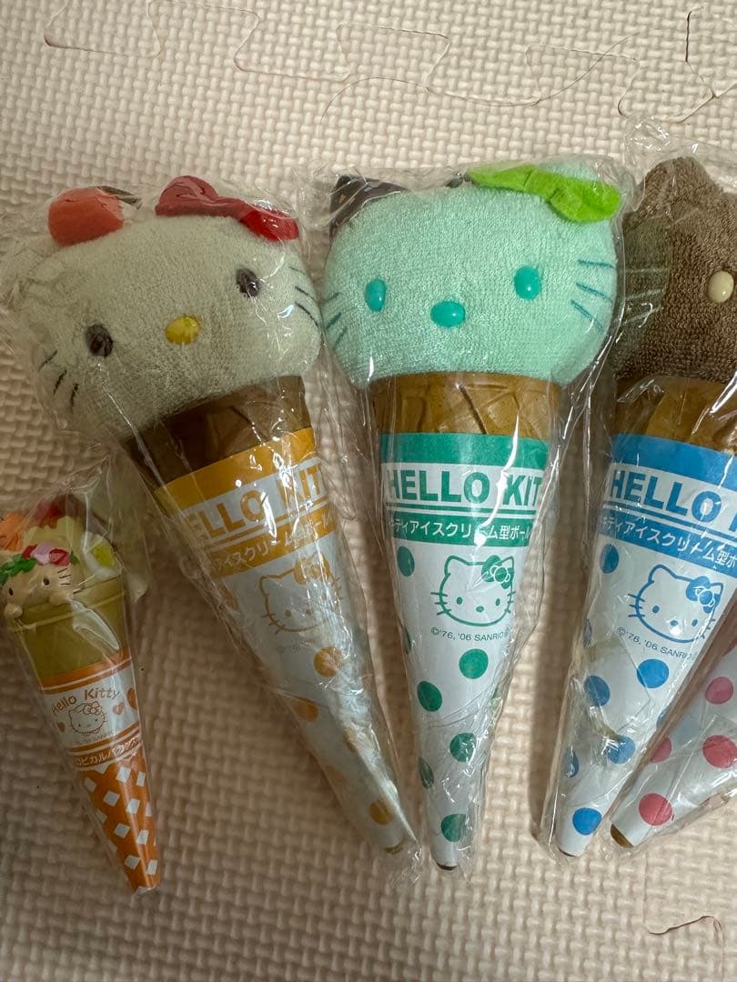 ハローキティ ぬいぐるみアイスクリームコーン 7個セット