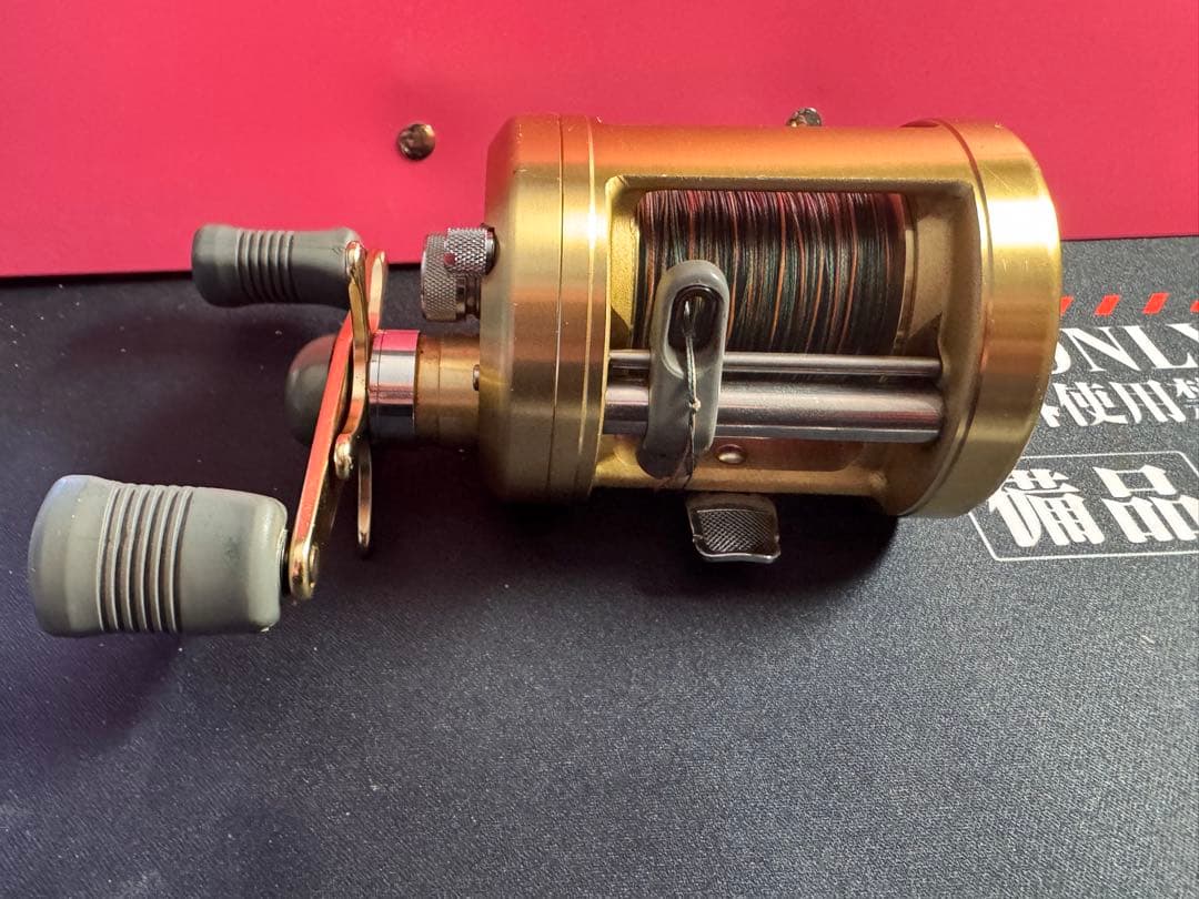 シマノ　初代　カルカッタ　400 雷魚　怪魚