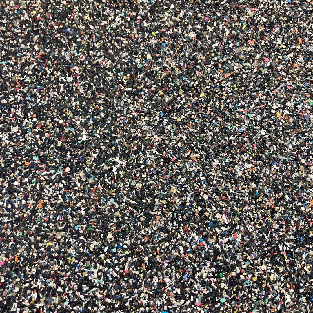 ゴム製マット 黒とカラフルスパークル　50センチ角　20枚
