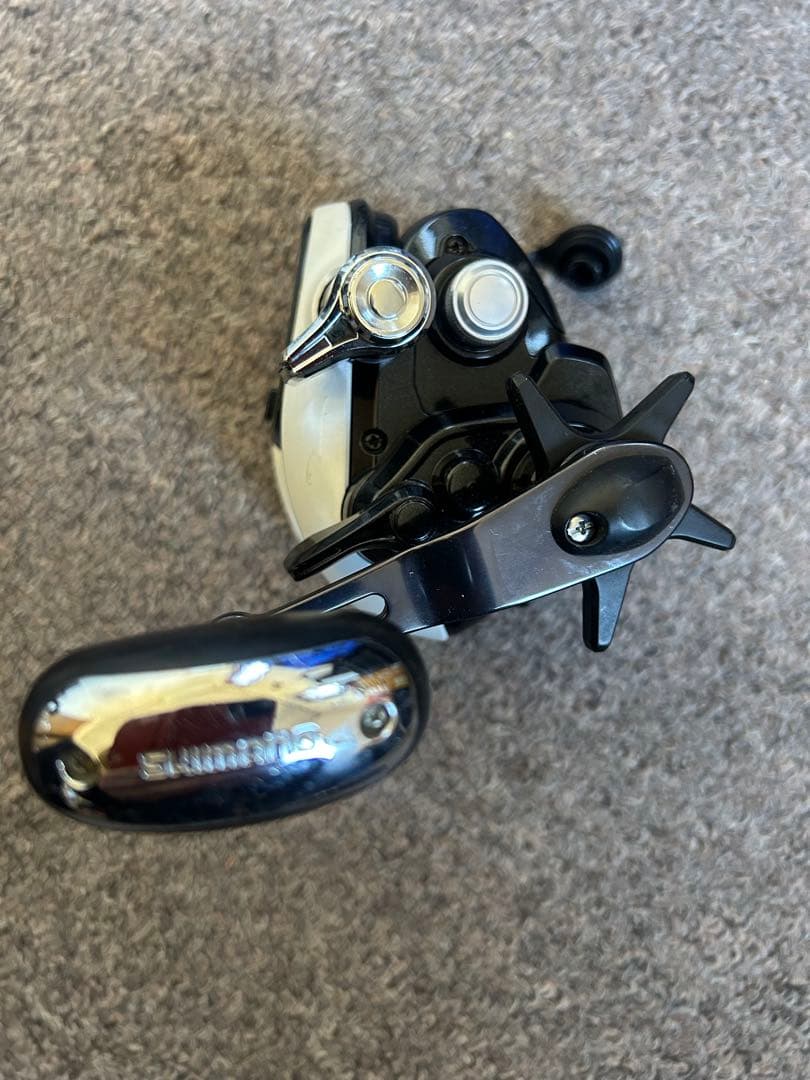 リール SHIMANO PLAYS3000