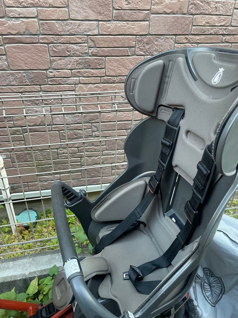 電動自転車　チャイルドシート