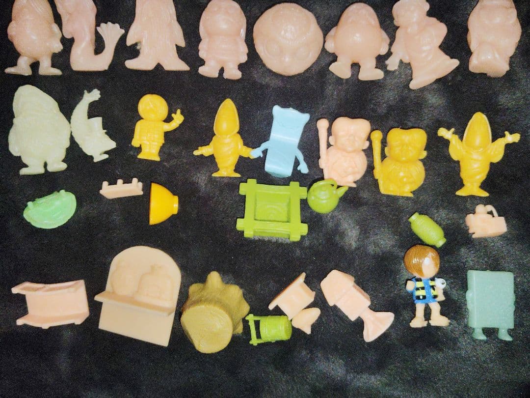 ゲゲゲの鬼太郎 消しゴム フィギュア まとめ売り 蓄光