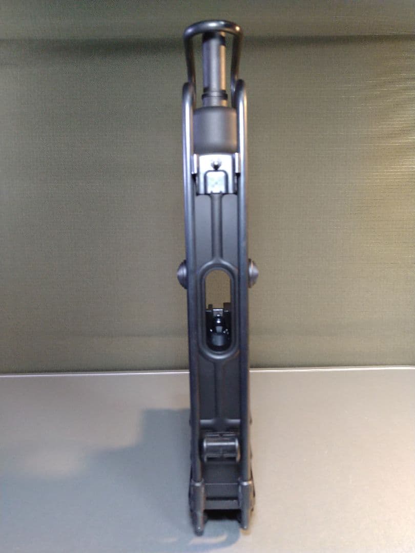 作動快調な美品！KSC スコーピオン　ガスブロ　HW樹脂　40連マガジン２本付！