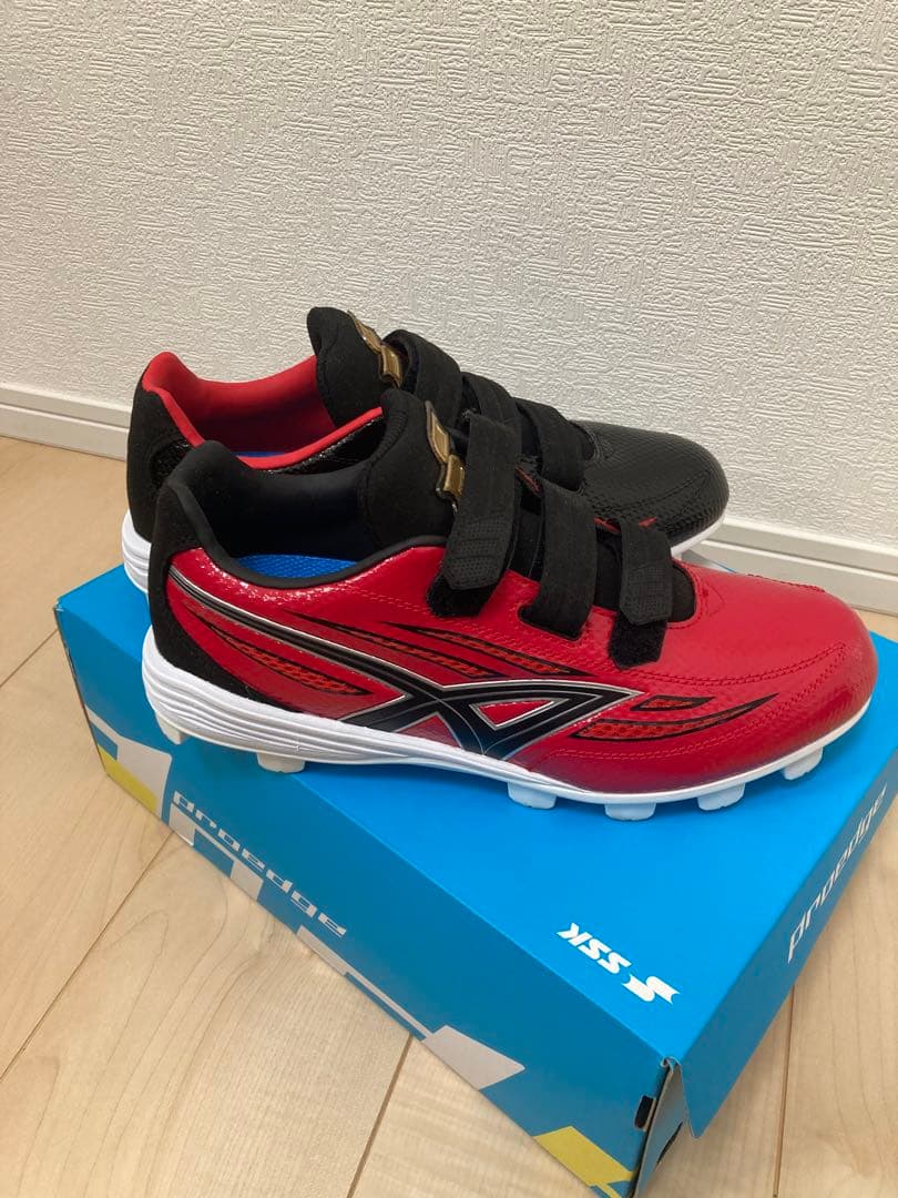 【新品・未使用】エスエスケーSSK/野球/スタッドスパイク★左右非対称デザイン★