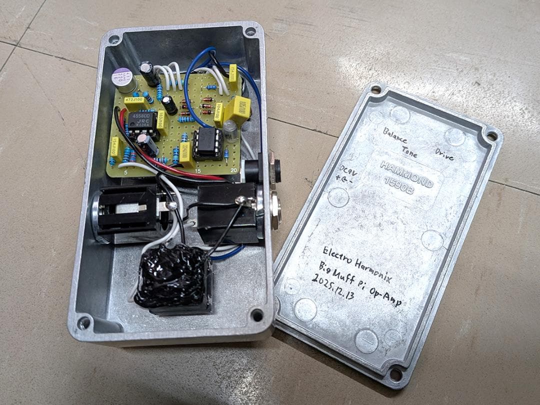 Electro Harmonix Big Muff Pi Op-Ampクローン品