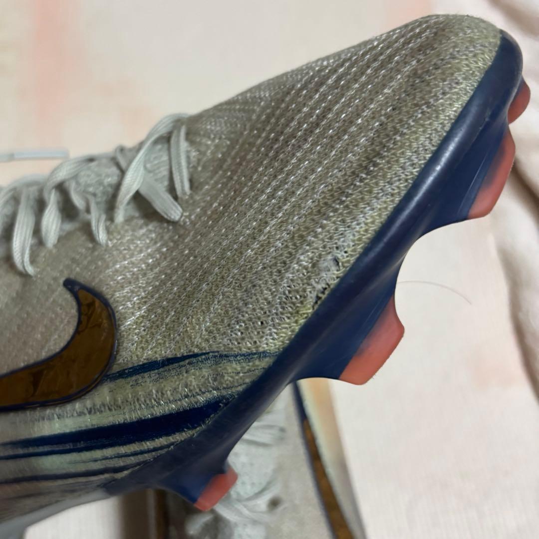 ナイキ　サッカースパイク マーキュリアル　fg NIKE ヴェイパー